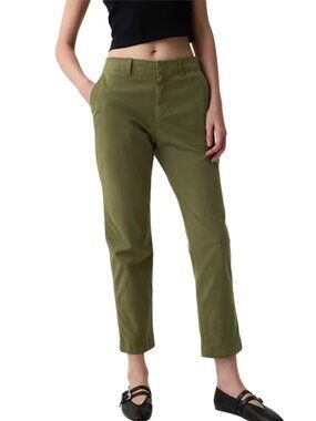 GAP Downtown Khaki Chino Pants in Olive